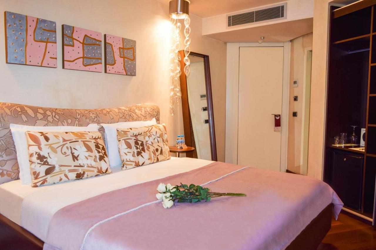 Les Fleurs Boutique Hotel Sofia Exterior photo
