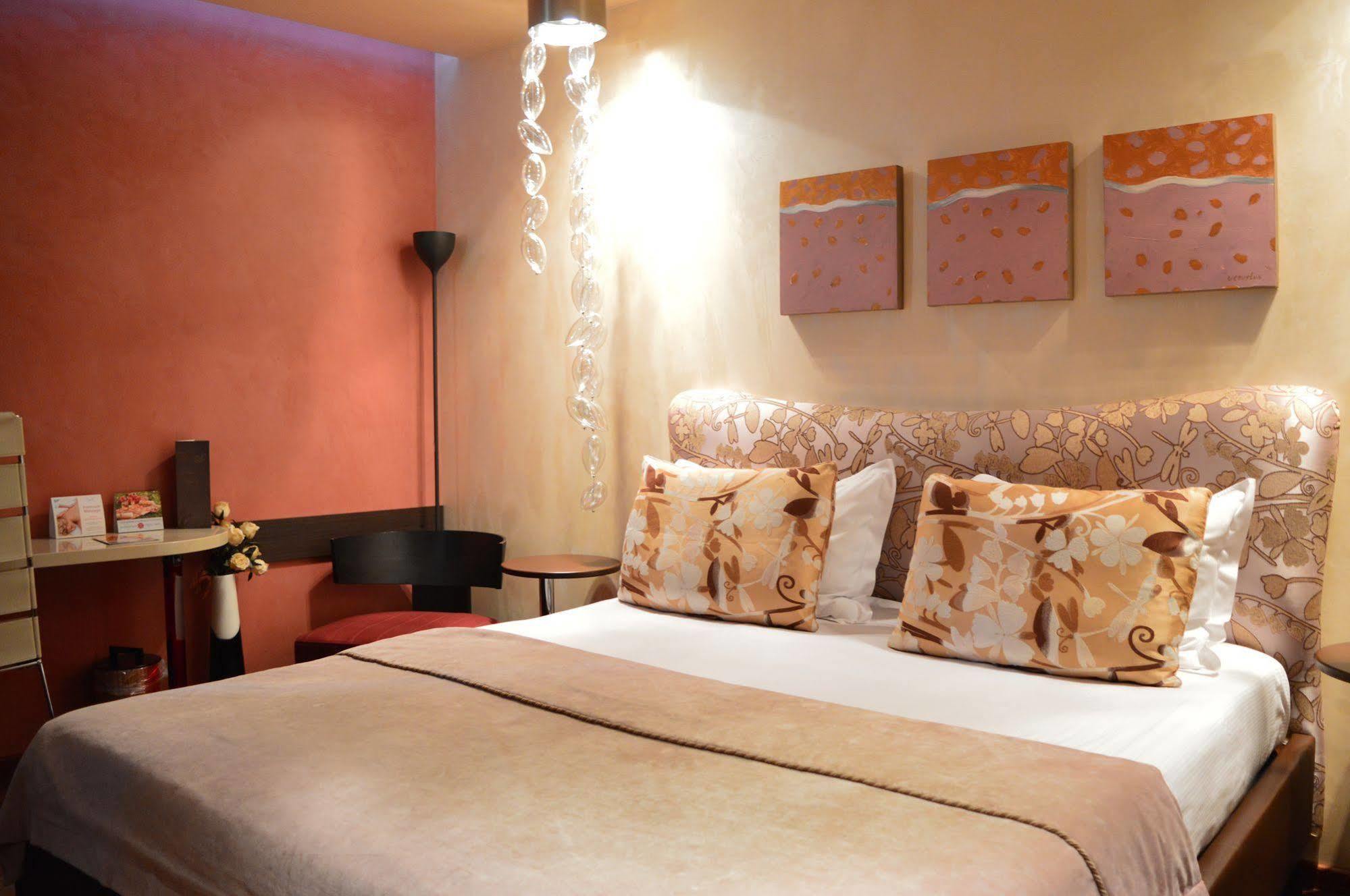 Les Fleurs Boutique Hotel Sofia Exterior photo