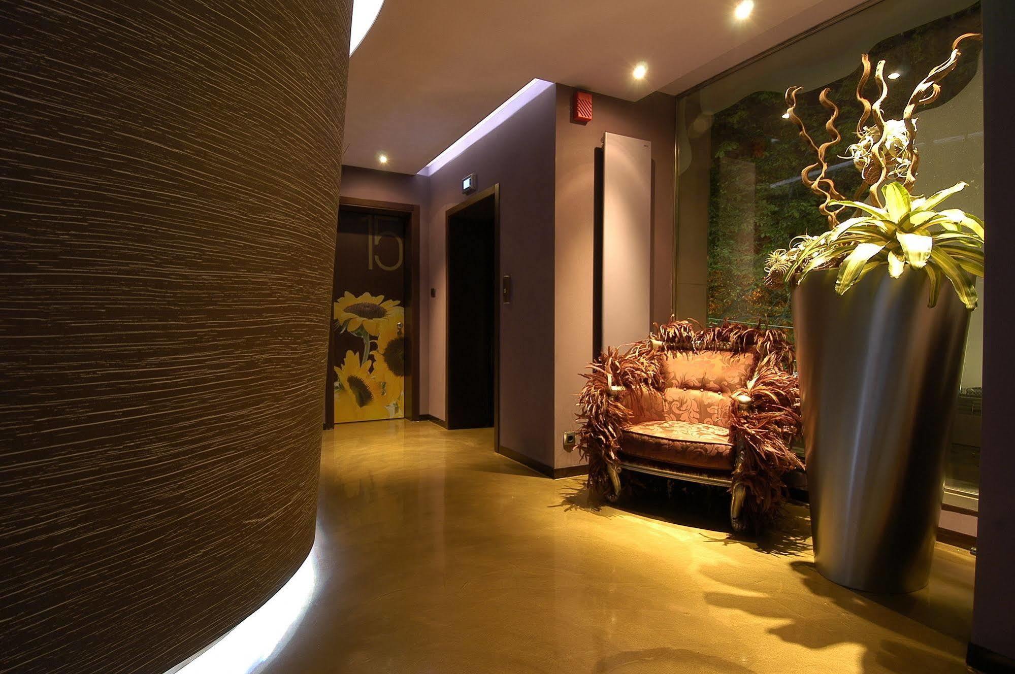 Les Fleurs Boutique Hotel Sofia Exterior photo